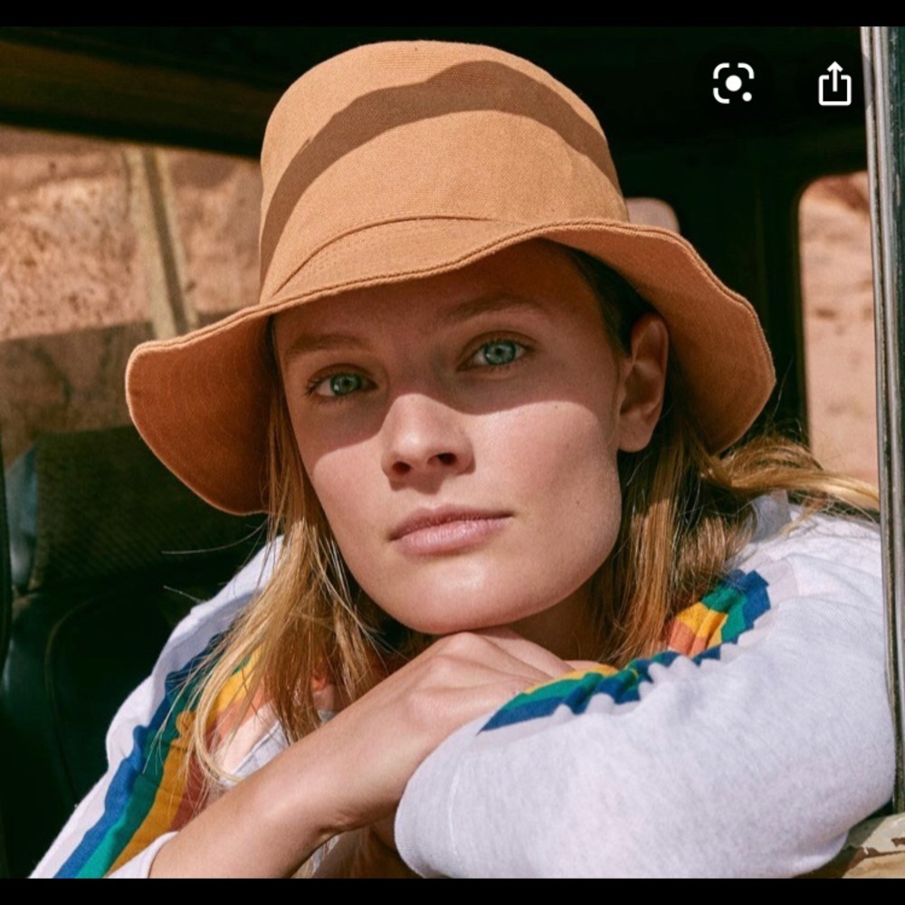 Madewell bucket hat